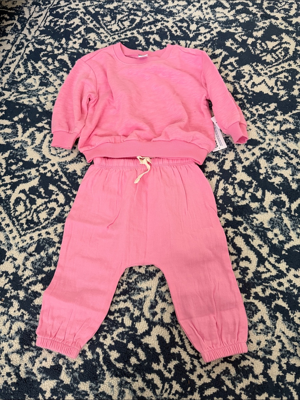 Old Navy Baby Matching Sweatshirt and Jogger Set - Highlighter Pink Size 6-12M